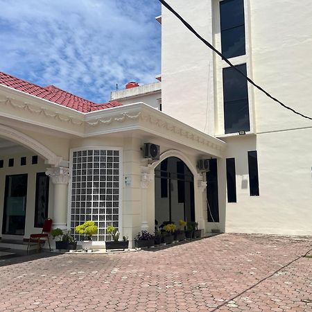 De Nusantara Hotel Syariah Medan Bagian luar foto