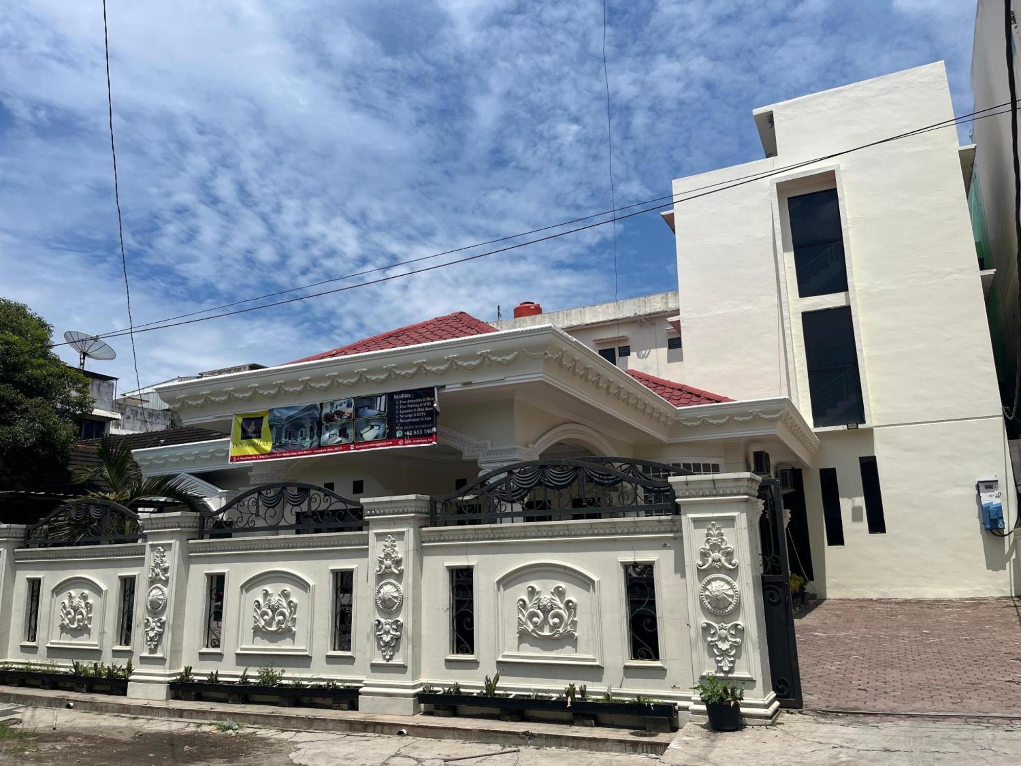 De Nusantara Hotel Syariah Medan Bagian luar foto